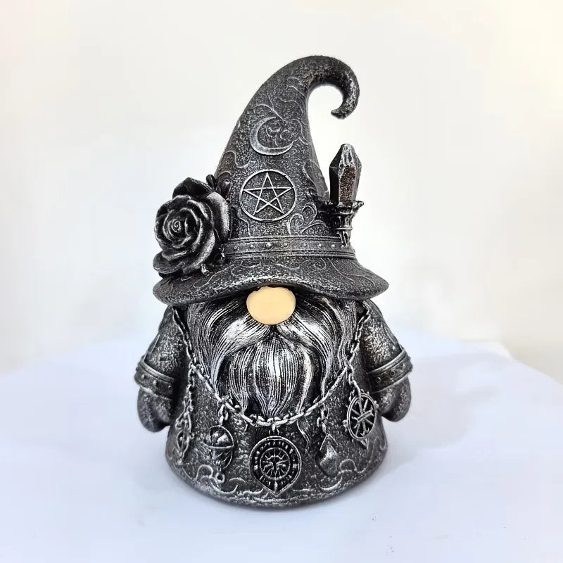 statue gnome gothique peinte pentagramme croissant lune chapeau sorcier decor maison fantastique mystique