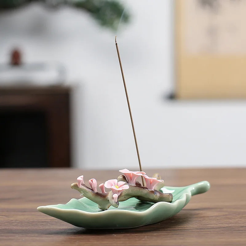 support encens vert clair feuilles fleurs artisanal aromathérapie salon décoration fleuri nature incense burner