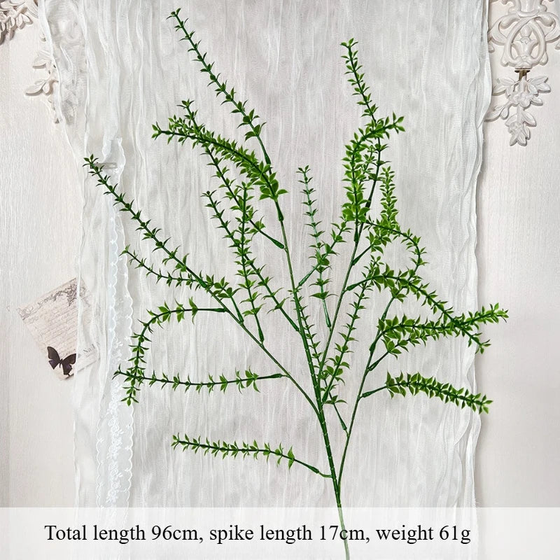 décoration intérieure plantes artificielles branches vertes feuilles pointues moderne décoration maison