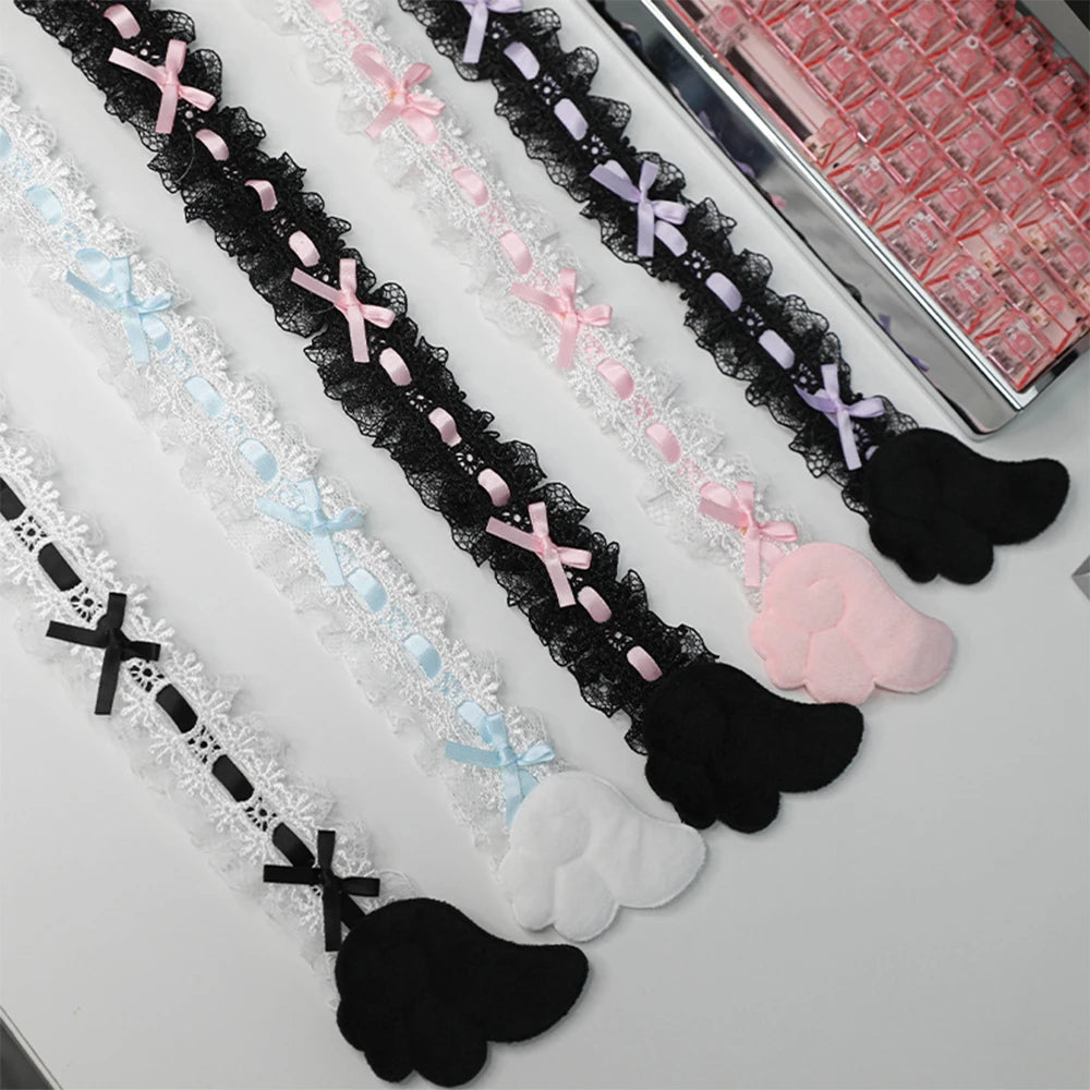 cache écran dentelle rubans coeurs rose blanc noir