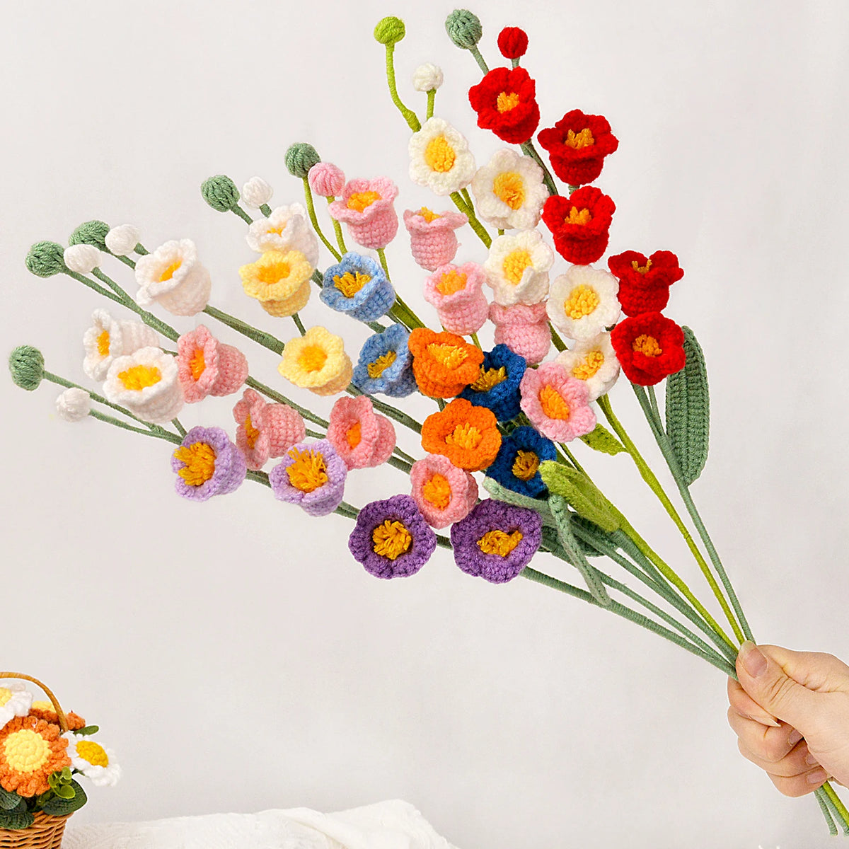 Bouquet fleurs artificielles tricotées multicolores créatives intérieur décoration chambre lys différents tons vibrant