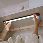 lampe led adhésive ultrafine rechargeable blanc moderne barre led 3mètres distance interne