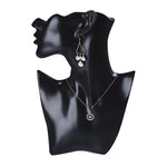 présentoir bijoux mannequin main résine support collier boucles oreilles bracelet bague décoration magasin blanc
