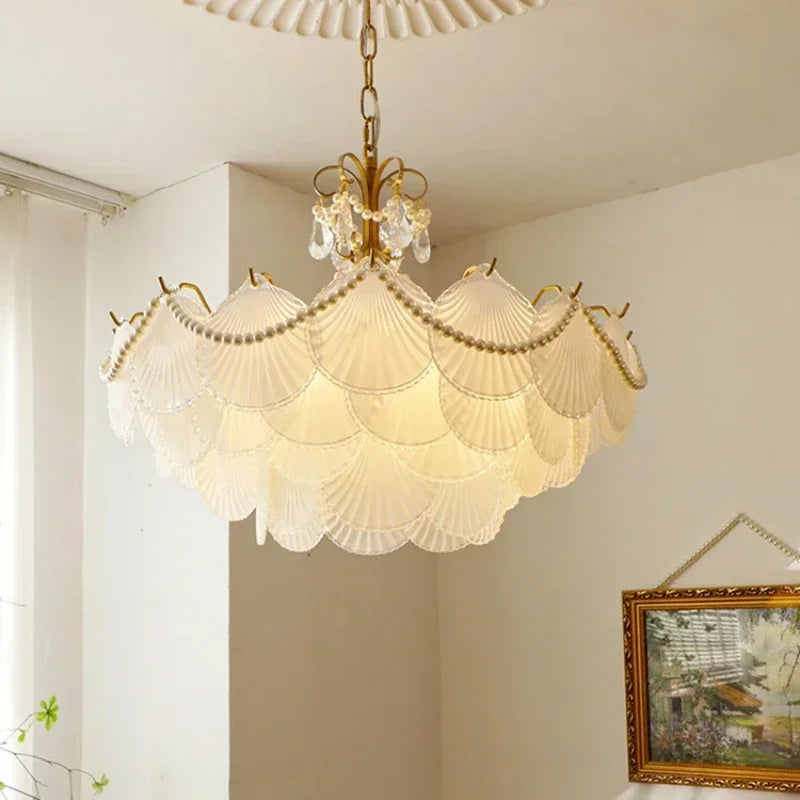 lampe suspendue blanc doré éventails classique vintage chaîne certifications sécuritéfluxlumineuxfaible