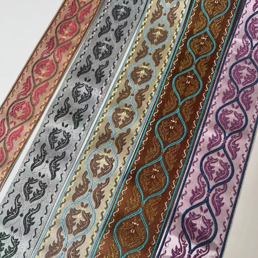 ruban polyestère largeur 6cm brodé ornements floraux couleurs rose gris marron bleu vertOpaque élégant