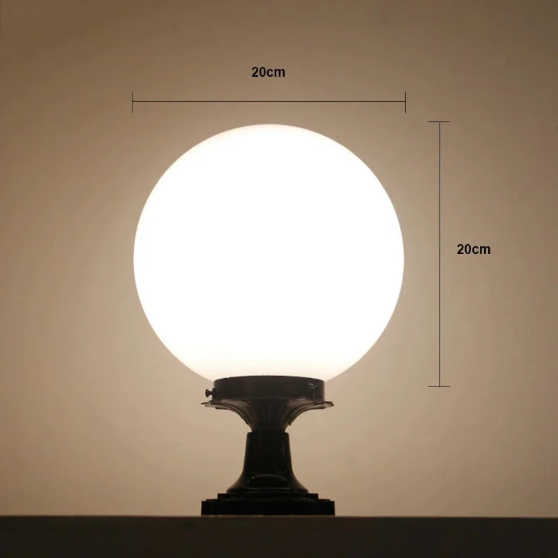 lumière extérieure globe blanc support métallique imperméable ip65 éclairage decoratif classique minimaliste fixations incluses