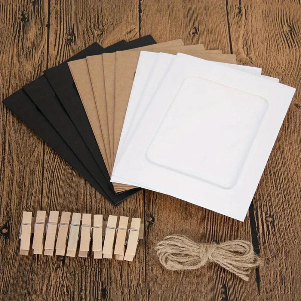 cadres photo carton noir marron blanc pinces bois suspension mur decorative rustic minimaliste