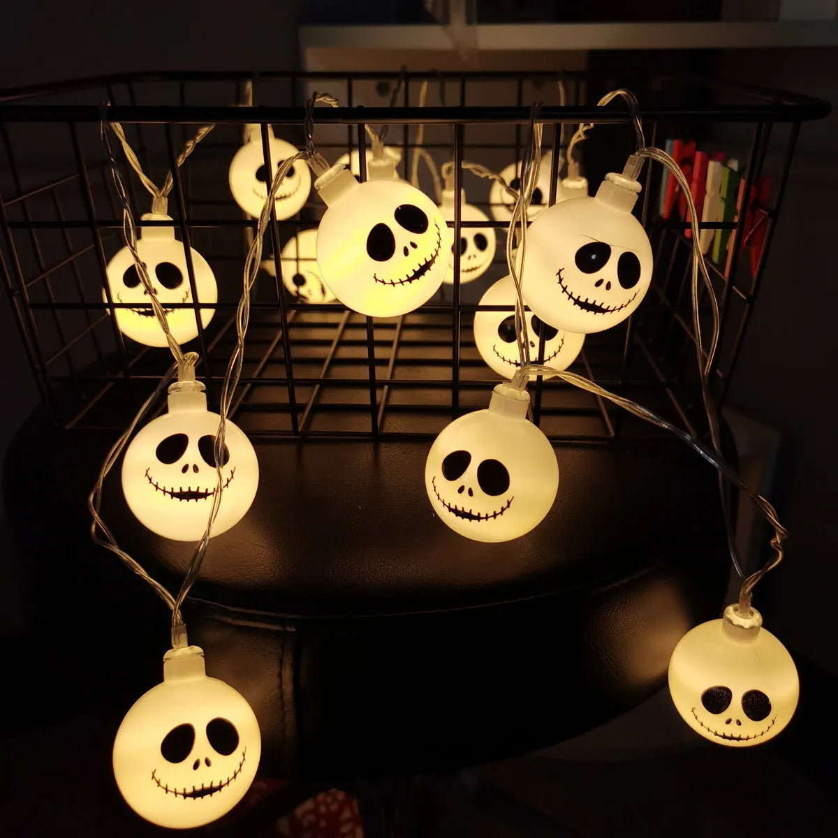 guirlande lumineuse halloween squelette souriant blanc 3m 20leds batterie usb