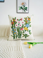 housse coussin brodée motif floral multicolore blanc décoratif adhésif traditionnel maison voiture