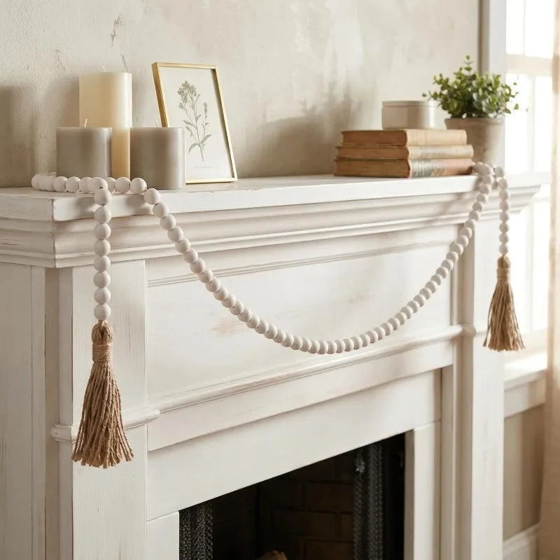 décoration murale guirlande bois boho rustique pompons beige farmhouse