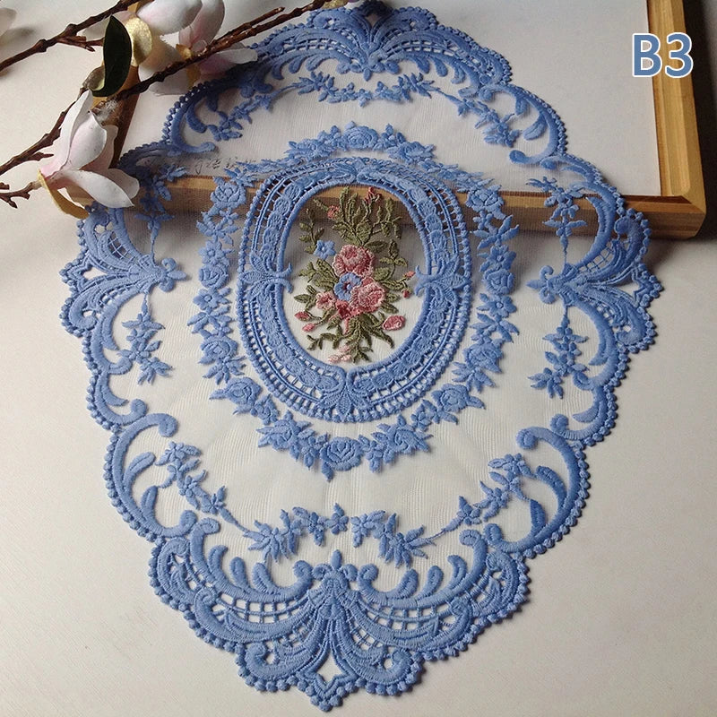 serviettes table blanc broderie florale dentelle classique vintage mariage festivité
