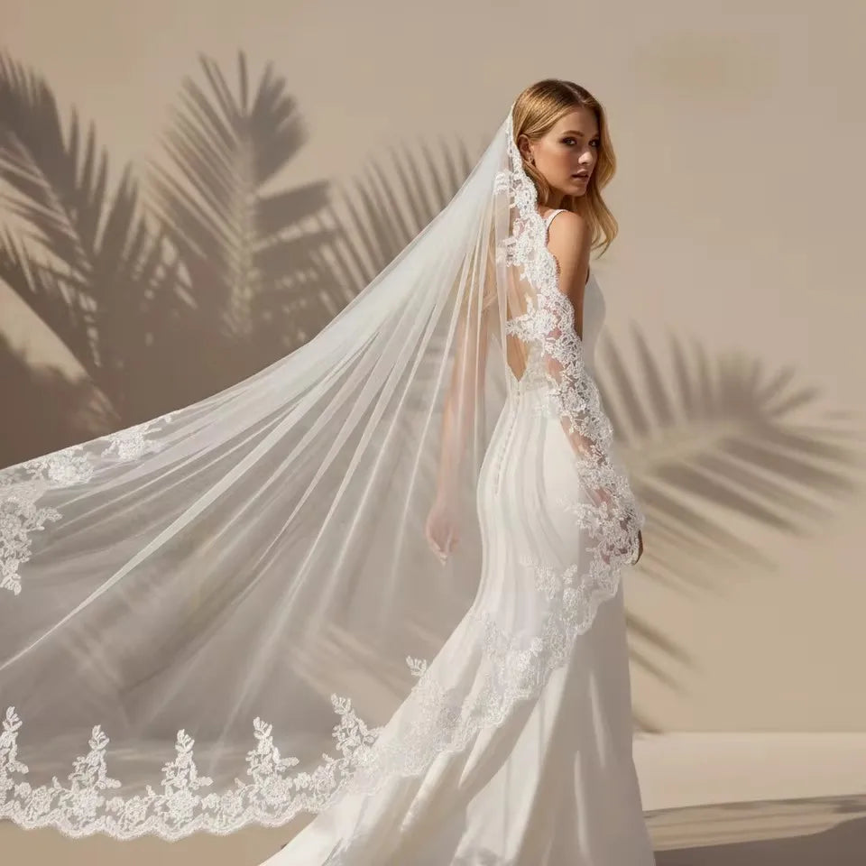 voile mariée blanc broderie florale classique bordure dentelle tulle translucide femme événementière erotique