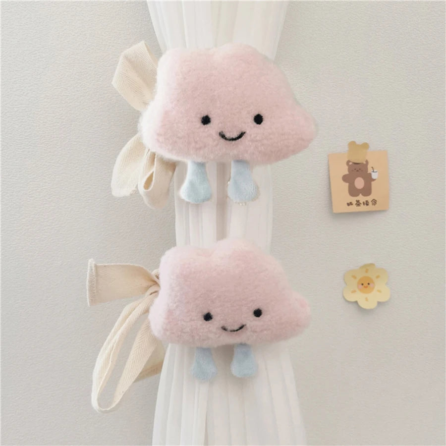 accessoires fenetre peluche souriant nuages decoratifs chambre enfant blanc rose bleu opaques