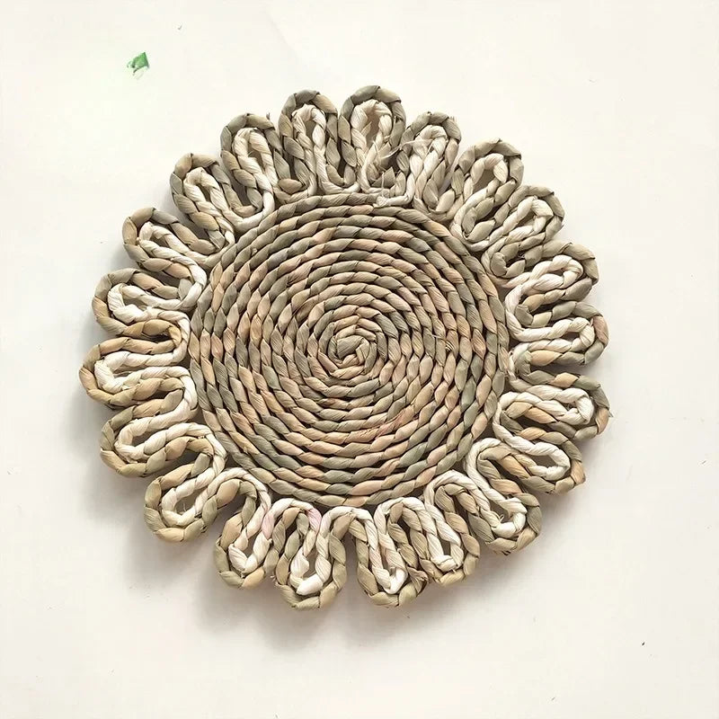 tapis table tressé spirale concentrique beige rustique opaque restaurant artisanal