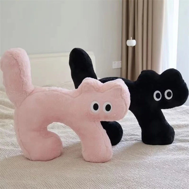 coussin animaux forme doux pelucheux rose noir contemporain mignon decoratif maison erotique