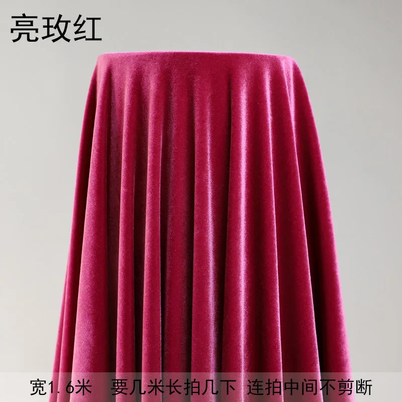 tissu velours polyester uni opaque moderne vert foncé vert clair noir rouge blanc resistant