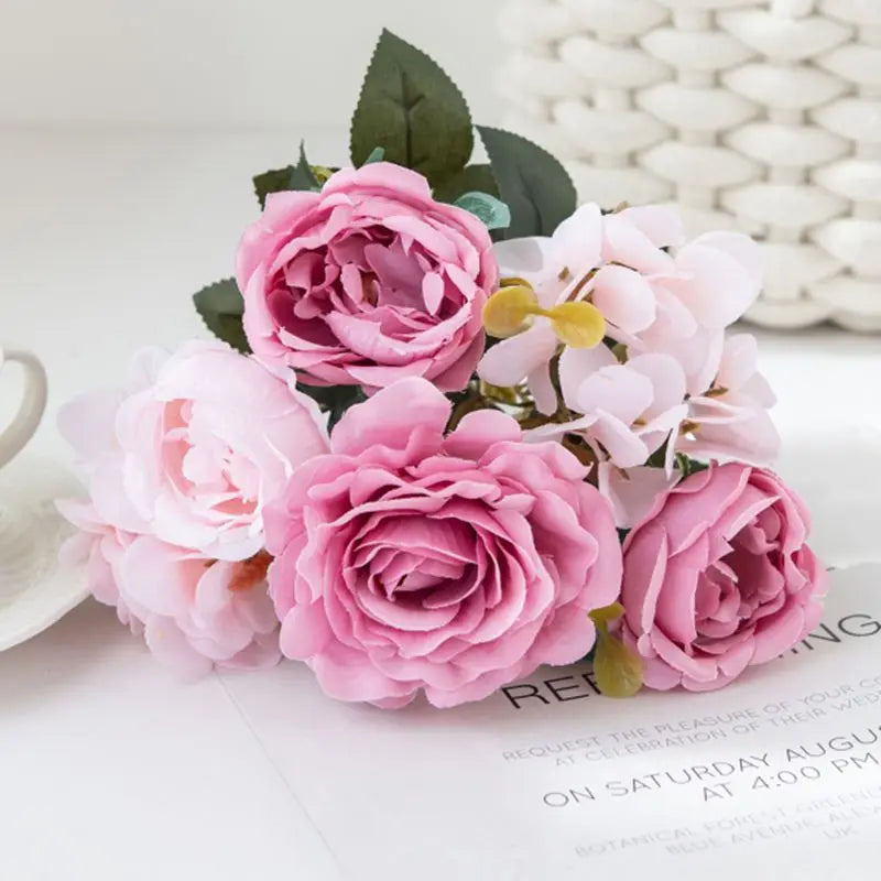 bouquet fleurs artificielles soie roses hortensias pivoines décoration mariage anniversaire intérieur moderne élégant