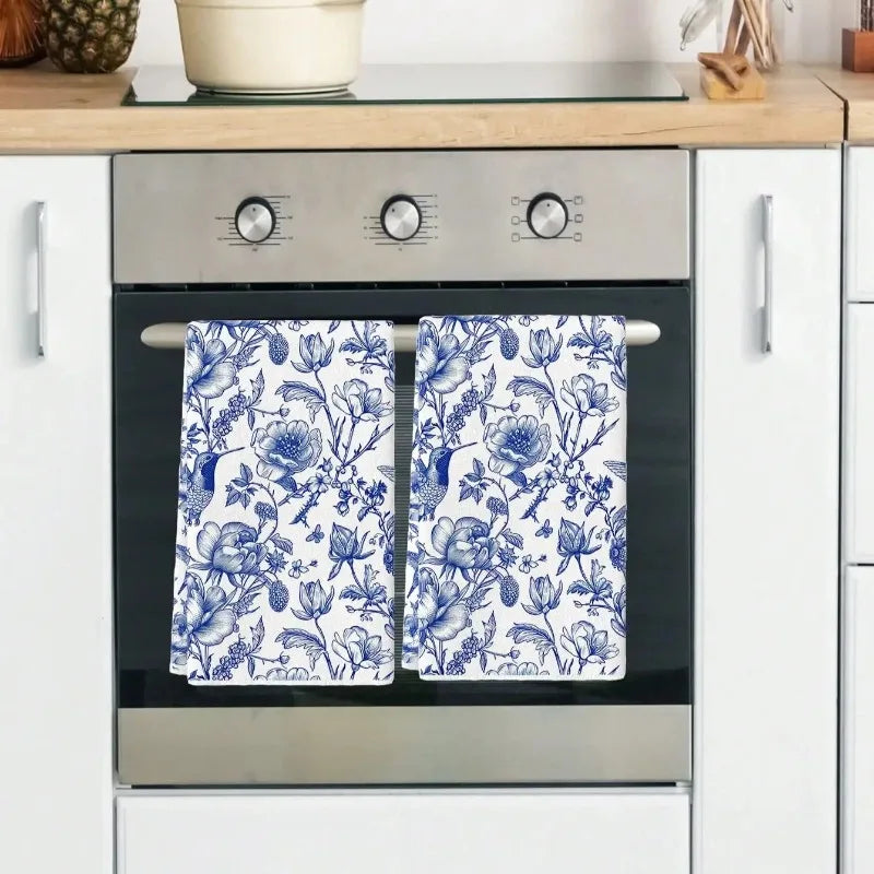 serviettes cuisine blanc bleu fleurs oiseaux classique vintage décoratives lingettes humides porcelaine microfibre