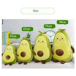 peluche avocat souriant mignon cartoon vert brun lit chambre décoration intérieure française enfants chambre