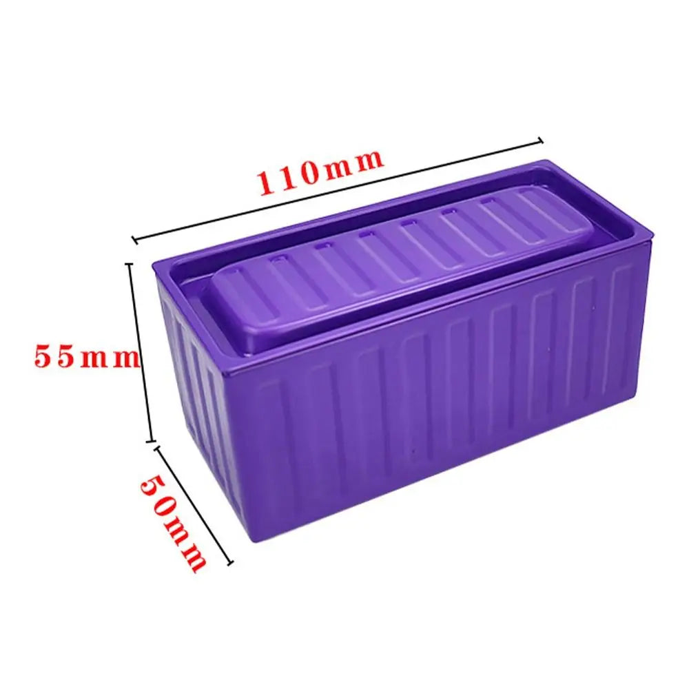 boîte rangement classique conteneur métal rectangle couleurs noir rouge bleu violet jaune rayures horizontales