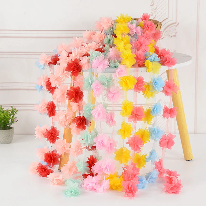 guirlande fleurs artificielles tissu polyester blanc rose bleu vert rouge noir modernes