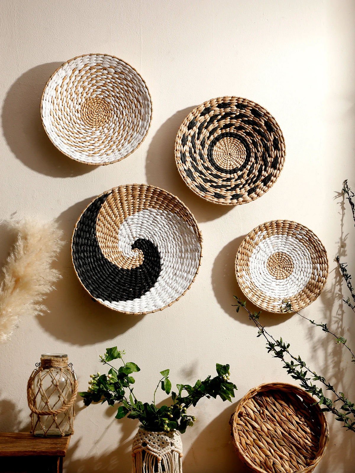 décoration murale bohème panier tressé beige noir blanche artisanale pastoral ethnique