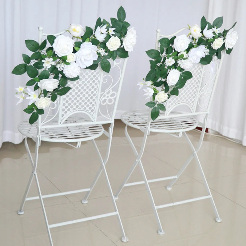 guirlande florale décoration mariage blanc bleu foncé roses dahlias chrysanthèmes extérieur romantique champêtre automnal