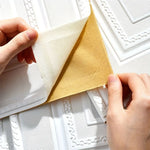 plaque decorative mur impermeeuble adhesif blanc geometrique resistant humidite 35cm 35cm