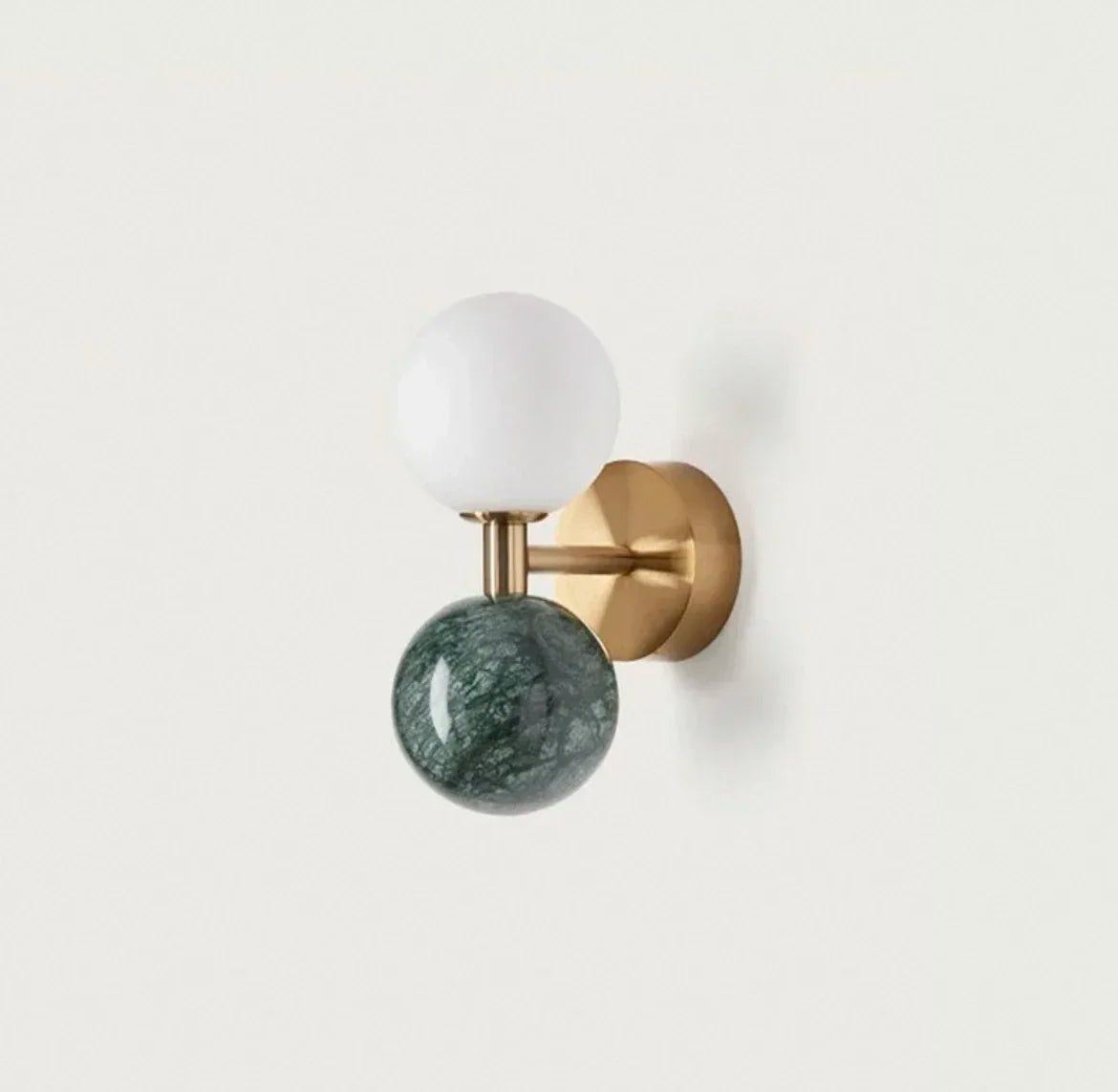 lampe murale led marbrée moderne minimaliste blanc noir globes opaques chambre salon