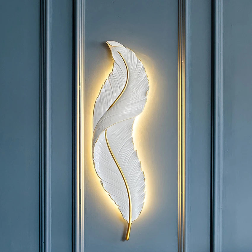 Applique murale installée dans une chambre à coucher élégante