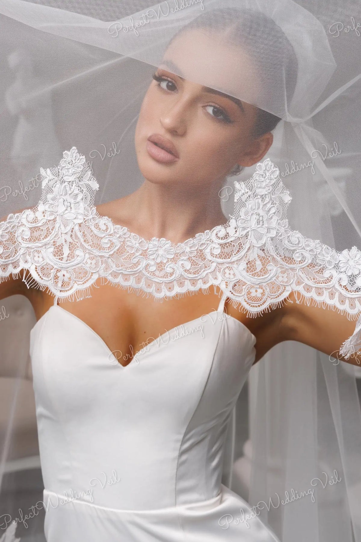 voile mariée deux niveaux dentelle polyester blanc classique opacité chapel cathedral royal