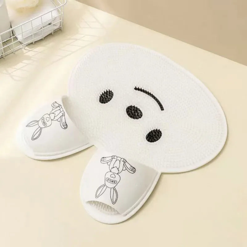 tapis bain pantoufles animal lapin blanc gris respectueux environnement ludique 30x30cm
