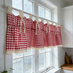 rideau rouge vichy semi transparent polyester dentelle blanche fenêtre rustique chambre cuisine