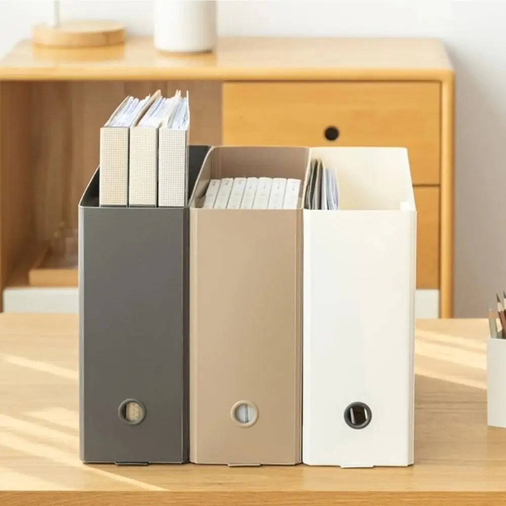 boîtes rangement modernes plastique gris beige blanc mat opaques empilables poignée étiquettes tiroirs minimalistes