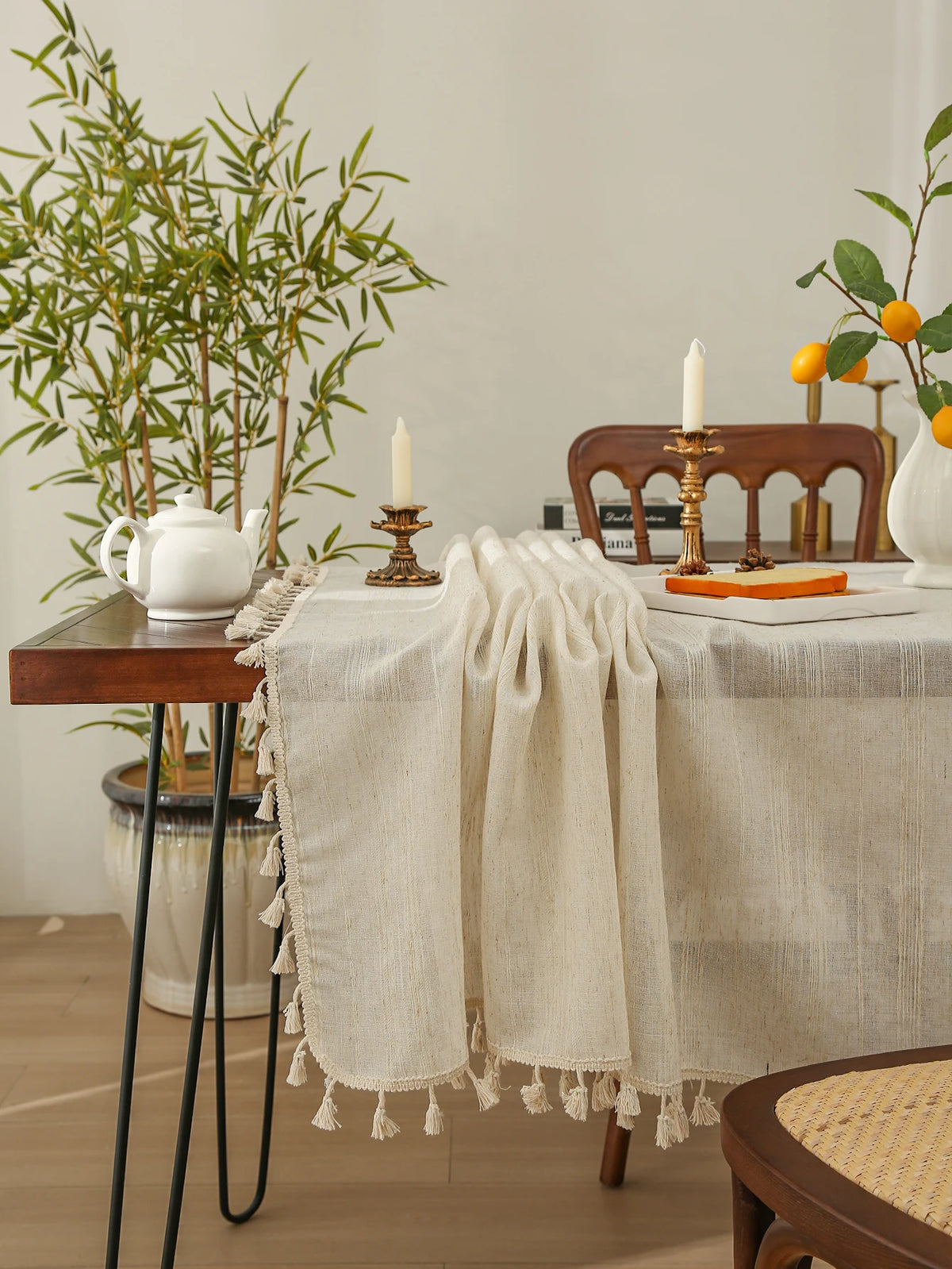 nappe table rectangulaire tissage apparent franges pompons rustique bohème printemps été automne hiver