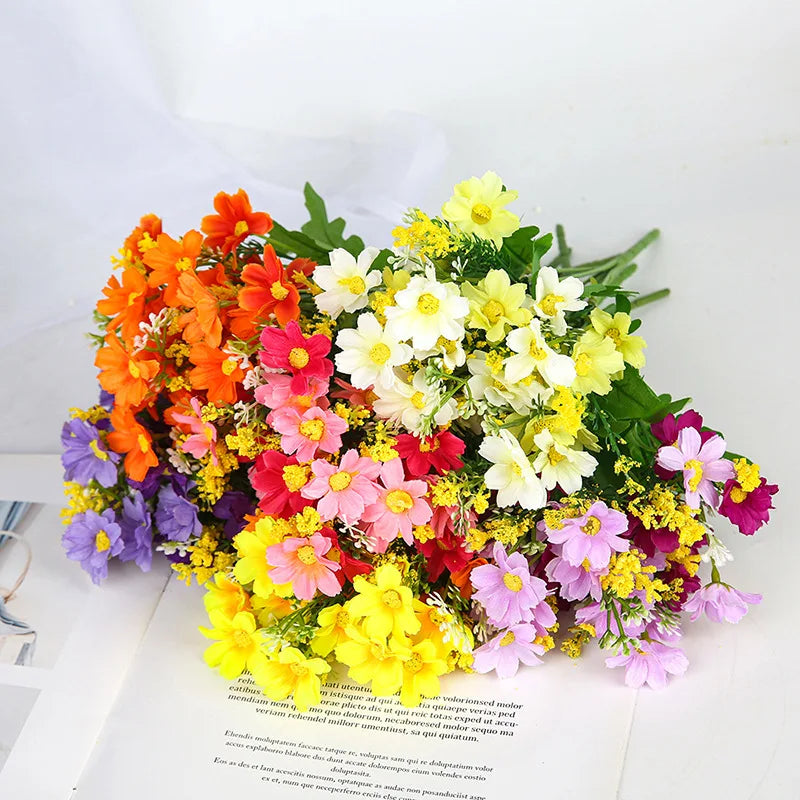 bouquet fleurs artificielles multicolores petites fleurs centre jaune feuilles vertes naturel decoration maison fournissoires