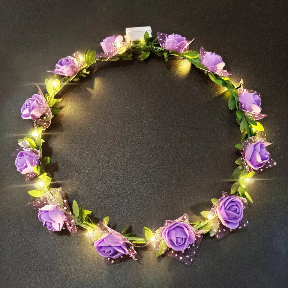 couronne fleurs lumineuse rose blanche violet occasion fête anniversaire mariage romantique festive