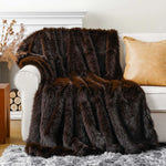 couverture fourrure marron foncé luxueuse douillette grande taille automne hiver usage multiple intérieur voyage