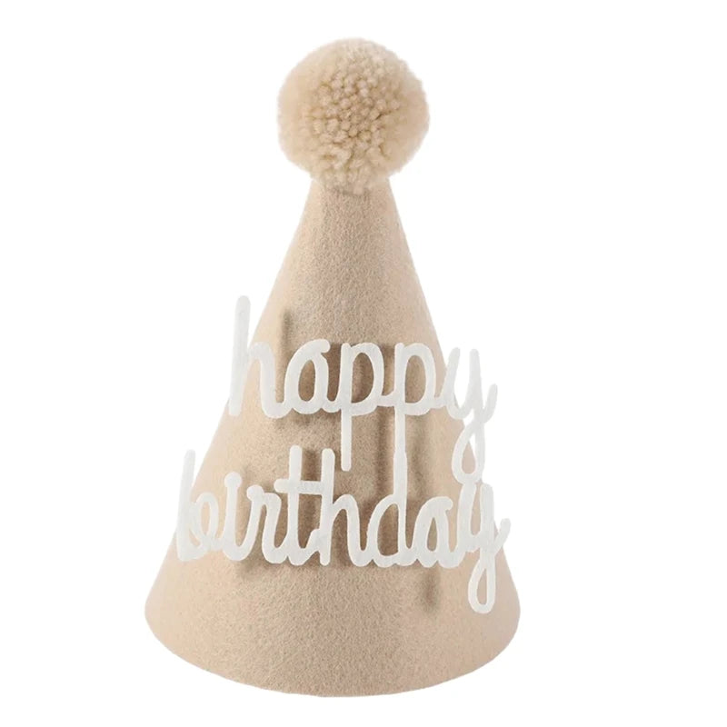 chapeau fête bébé marron velours pompon ruban chiffre imprimé 16cm 11cm anniversaire unisexe opacité