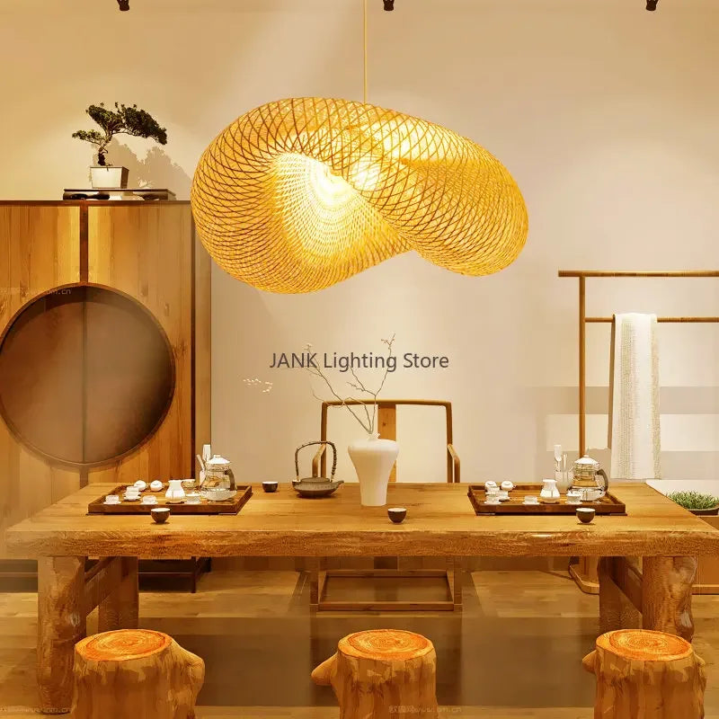 lampe suspendue bambou rotin tissage osier artisanale moderne luminaire salon restaurant