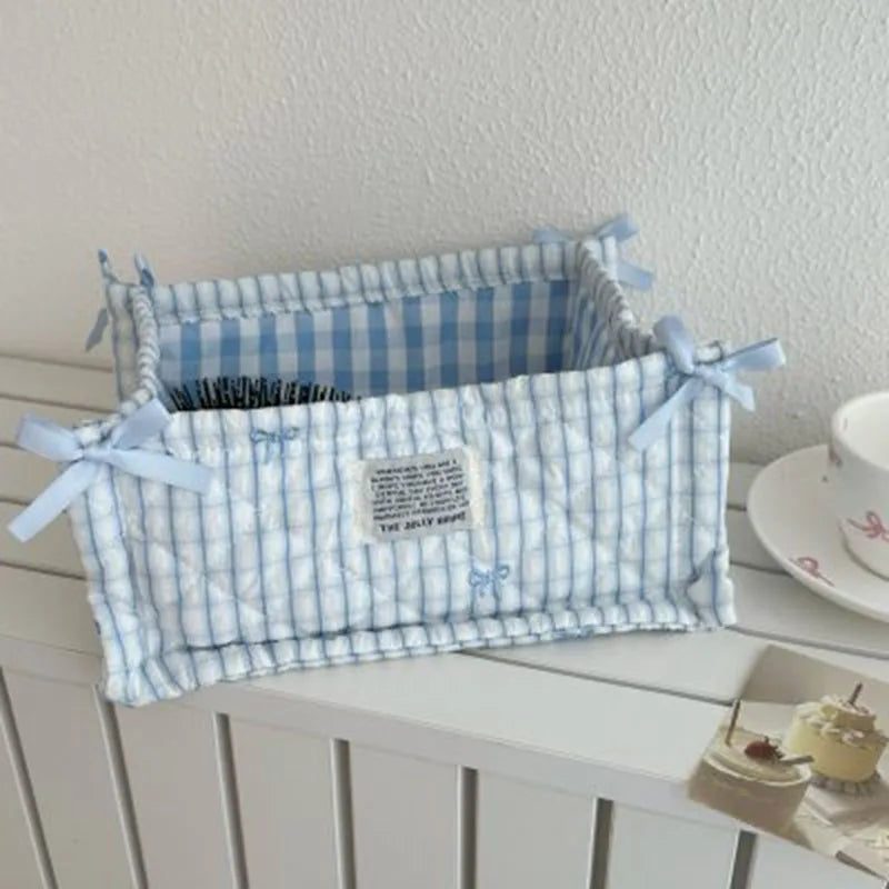panier rangement tissu bleu clair rayures horizontales classique réutilisable rangement cosmétiques décoration