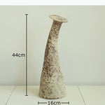 vase decoratif rustique vase table forme colonne beige blanc cassé brun rouille aspect texturé