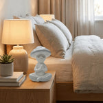 statuette champignon résine polie moderne minimaliste blanc beige marron clair taches blanches texture mat