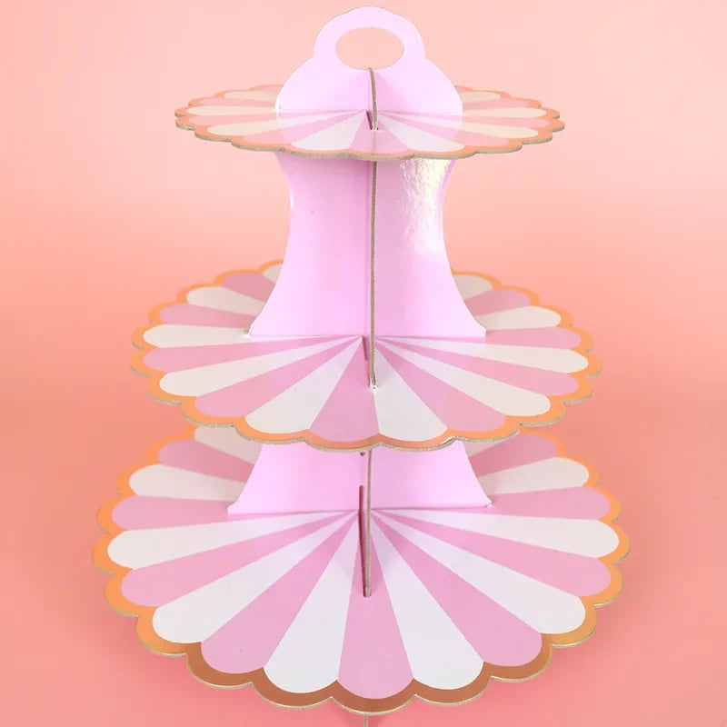 support gâteaux trois étages rayures horizontales jaune rose vert moderne anniversaire mariage événement festive
