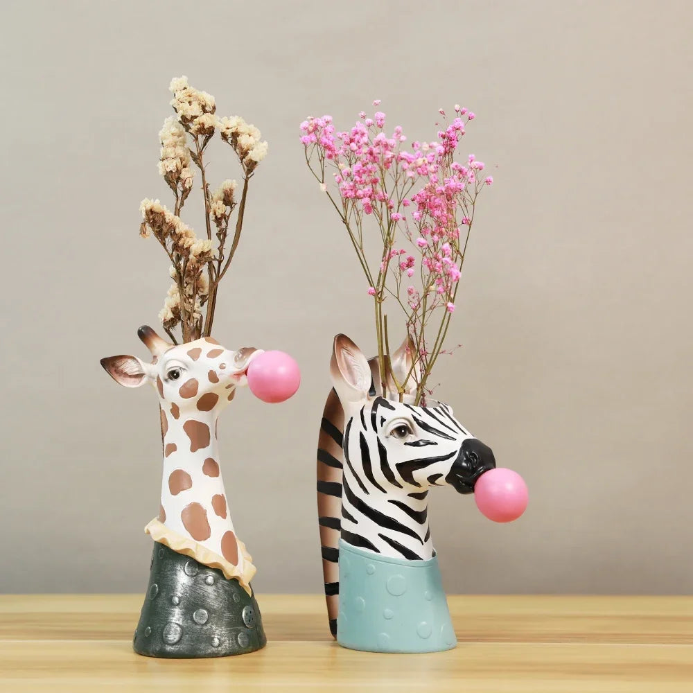 vases résine girafe zèbre animaux décor maison fleurs séchées roses textures taches rayures