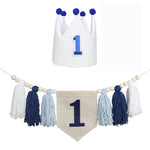 guirlande festivite couronne numerale deco chambre enfant motif pompon boho couleur neutre festive