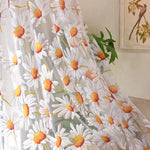 rideaux voilage floral motif marguerites peintes main blanc jaune translucent fenetre chambre