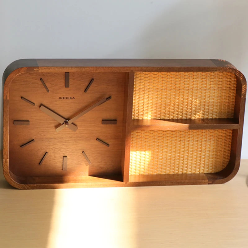 horloge murale moderne bois marron étagères tressées minimaliste plante artificielle livre boîte