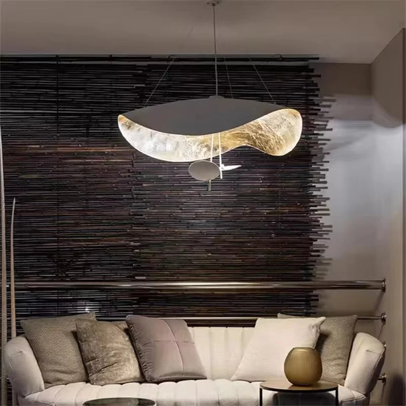 Détail abat-jour métal lampe Manta