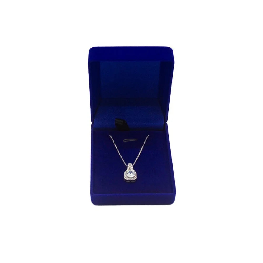 boîte bijoux classique boîte colliers velours blanc blanches opacité présentation collier argenté